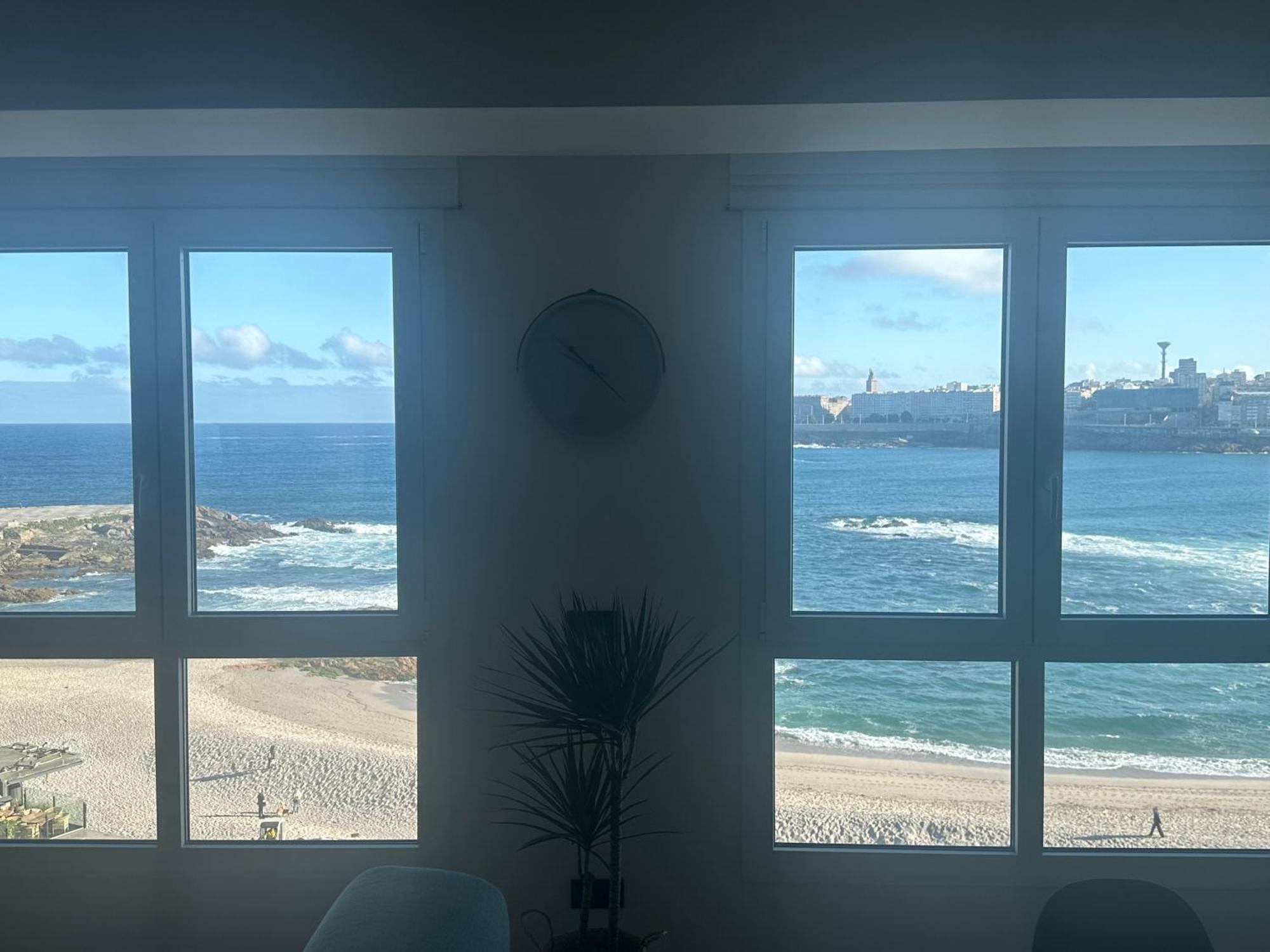 Piso Con Vistas A La Playa De Riazor Apartman A Coruña Kültér fotó
